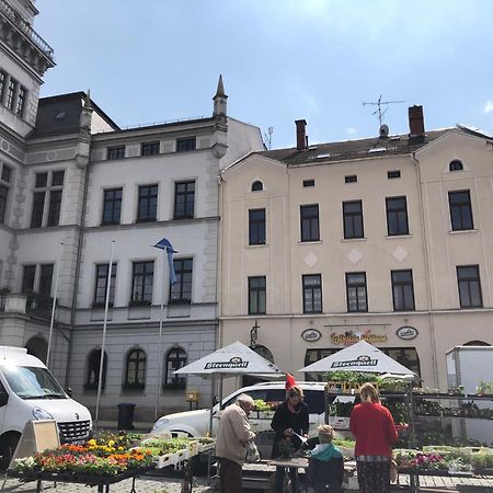 Kleinzimmer Am Markt Oelsnitz  Exteriör bild